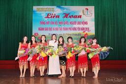 Hội thi "Liên hoan tiếng hát cán bộ , nhà giáo, người lao động ngành giáo dục và Đào tạo thành phố Hưng Yên năm 2018